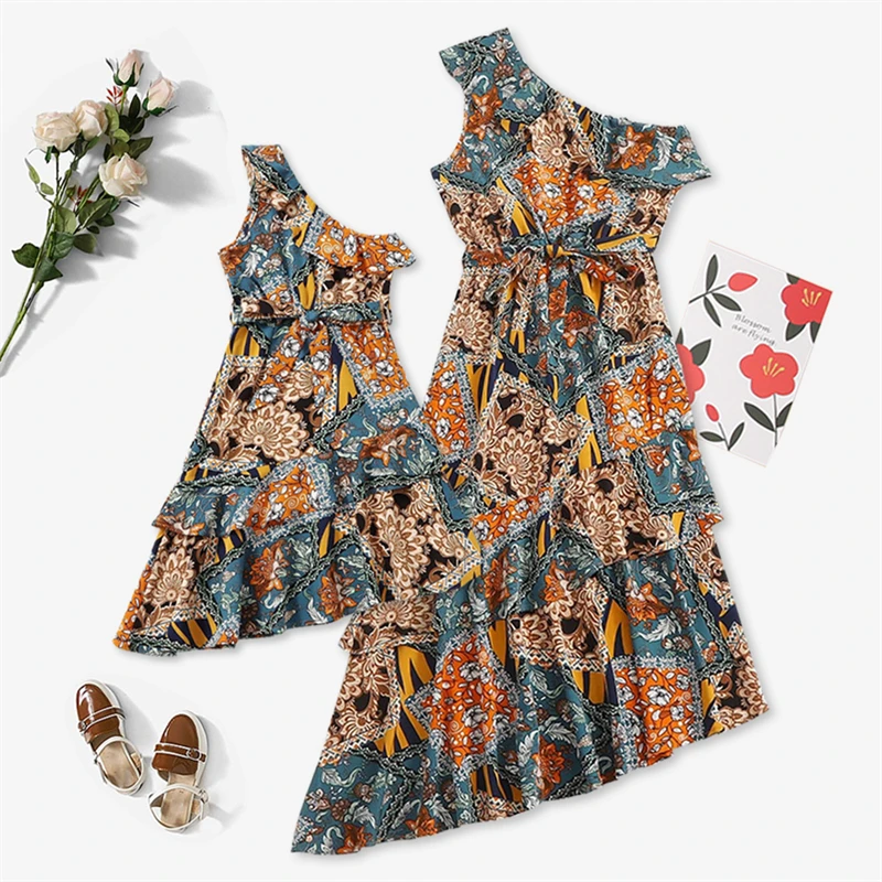 Irregular Mother Daughter Matching Dresses Family Set Off-Shoulder Mommy and Me Clothes Fashion Woman Girls High-Waist Dress
Irregular Mother Daughter Matching Dresses Family Set Off-Shoulder Mommy and Me Clothes Fashion Woman Girls High-Waist Dress