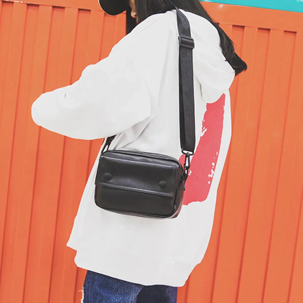 Hot Sale Handbags Fashion Solid Color Women Wide Shoulder Bags Leather Casual Messenger Handbag for Hiking and Travel 
Hot Sale Handbags Fashion Solid Color Women Wide Shoulder Bags Leather Casual Messenger Handbag for Hiking and Travel