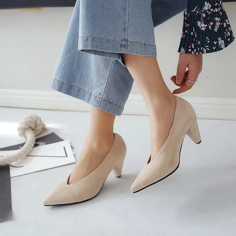 LeShion Of Chanmeb Faux Suede Spike Heels Pumps Big Plus Women Pointy Toe Black Red Nude High-heels Office Party Shoes Ladies 43
LeShion Of Chanmeb Faux Suede Spike Heels Pumps Big Plus Women Pointy Toe Black Red Nude High-heels Office Party Shoes Ladies 43