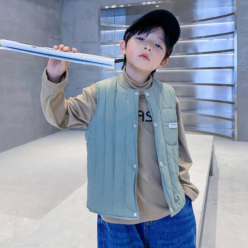 Children's wear Boys' down vest Children's autumn and winter thickened boys' vest Boys' waistcoat winter style boys 
Children's wear Boys' down vest Children's autumn and winter thickened boys' vest Boys' waistcoat winter style boys