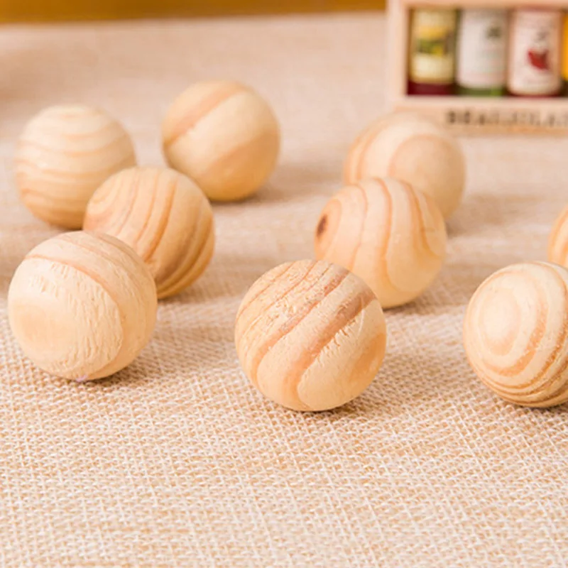 Fragrant Wooden Ball 5pcs/bag Wardrobe Wood Pest Control Mothballs Moth Repellent Prevents Moistureproof Mold Deworming
Fragrant Wooden Ball 5pcs/bag Wardrobe Wood Pest Control Mothballs Moth Repellent Prevents Moistureproof Mold Deworming
