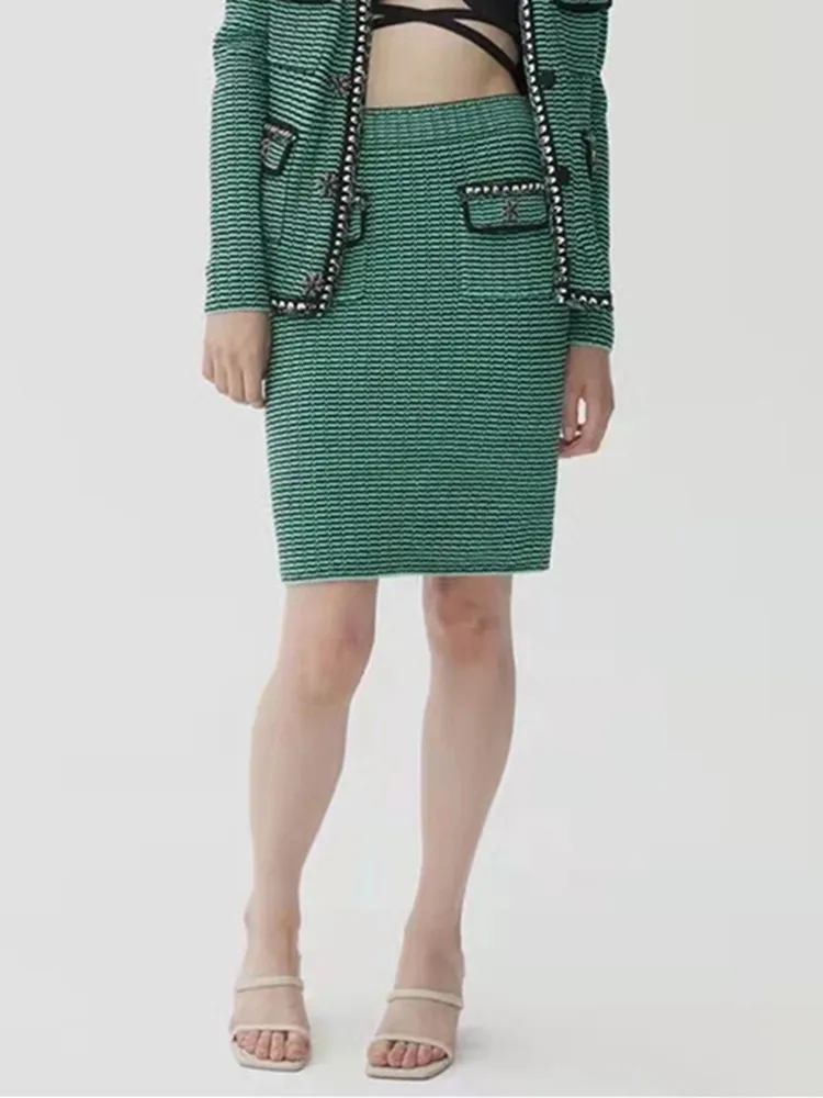 Women Green Stripes Knitted Skirts 2022 Spring Summer new Female Mini A-line Jupe with Buttons
Women Green Stripes Knitted Skirts 2022 Spring Summer new Female Mini A-line Jupe with Buttons