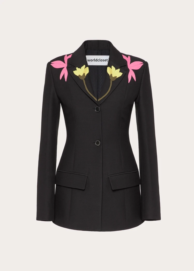 2022 Autumn New Arrival Vintage Black Placement Flowers Embroidery Long Sleeve Top Quality Women Blazer
2022 Autumn New Arrival Vintage Black Placement Flowers Embroidery Long Sleeve Top Quality Women Blazer