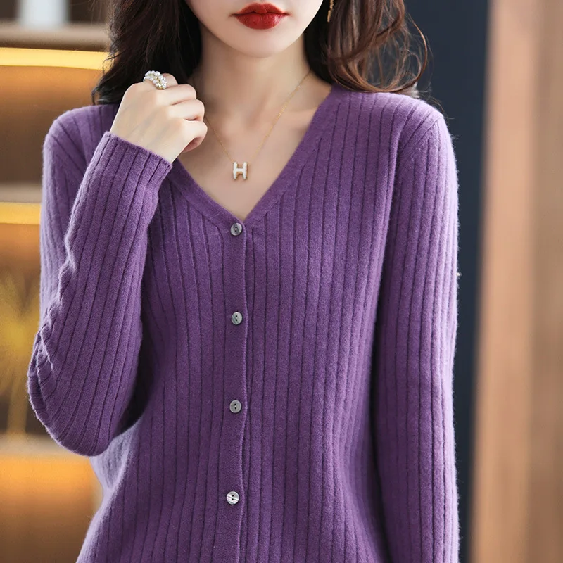 2022 Early Spring New Women's Knitted Cardigan Coat Wool Solid Color Outer Sweater
2022 Early Spring New Women's Knitted Cardigan Coat Wool Solid Color Outer Sweater