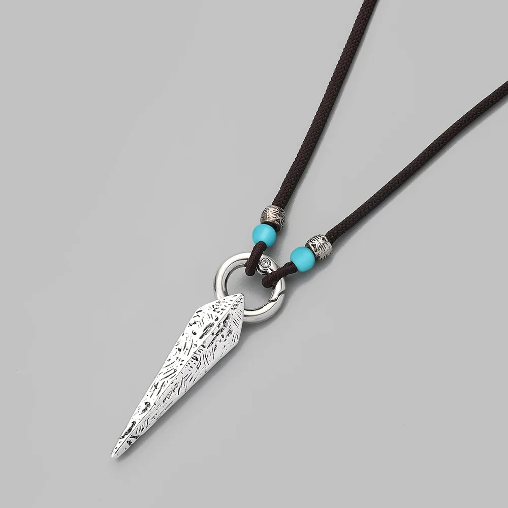 New Hot Selling Fashion Niche All-match Men's Retro Creative Fangs Black Rope Necklace Trend Tooling Chain Accessories Wholesale
New Hot Selling Fashion Niche All-match Men's Retro Creative Fangs Black Rope Necklace Trend Tooling Chain Accessories Wholesale