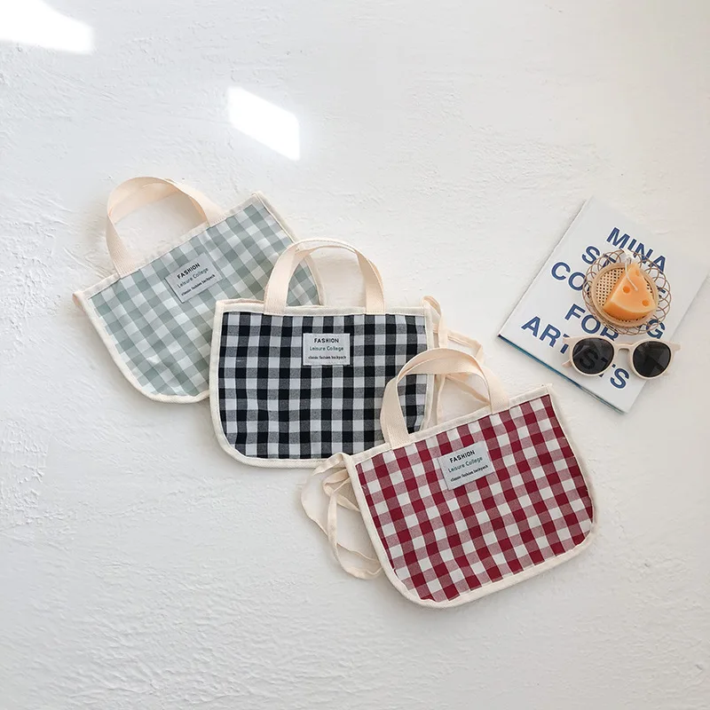 Kids Mini Clutch Bag Cute Plaid Purses and Handbags for Baby Girls PVC Beach Coin Pouch Tote Girl Clear Purse
Kids Mini Clutch Bag Cute Plaid Purses and Handbags for Baby Girls PVC Beach Coin Pouch Tote Girl Clear Purse