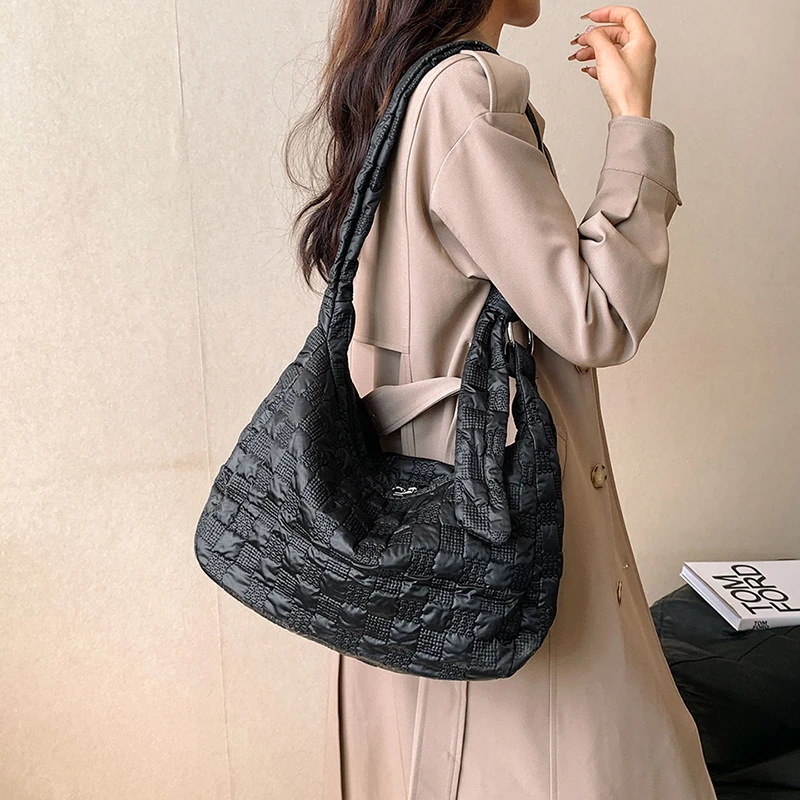 New Fashion Women Female Soft Knurling Design Satchel Totes Underarm Shoulder Bag Girls Ladies Casual Party Purse Crossbody Bag
New Fashion Women Female Soft Knurling Design Satchel Totes Underarm Shoulder Bag Girls Ladies Casual Party Purse Crossbody Bag