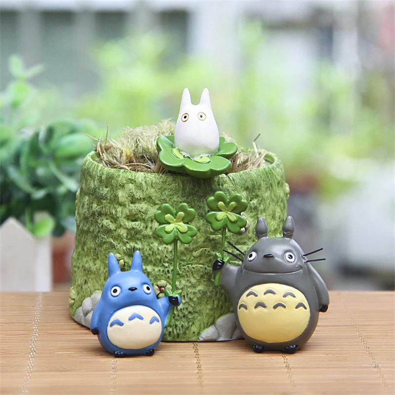 Totoro Doll With Leaves Pendulum Miniatures Figurines Cartoon Animal Diy Micro Landscape Miniature Garden Statuette Decoration
Totoro Doll With Leaves Pendulum Miniatures Figurines Cartoon Animal Diy Micro Landscape Miniature Garden Statuette Decoration