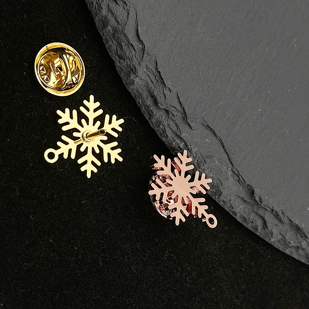 Exquisite Snowflake Ladies Brooch Simple Fashion Personality Stainless Steel Pin Banquet Brooch Jewelry Gift Wholesale
Exquisite Snowflake Ladies Brooch Simple Fashion Personality Stainless Steel Pin Banquet Brooch Jewelry Gift Wholesale
