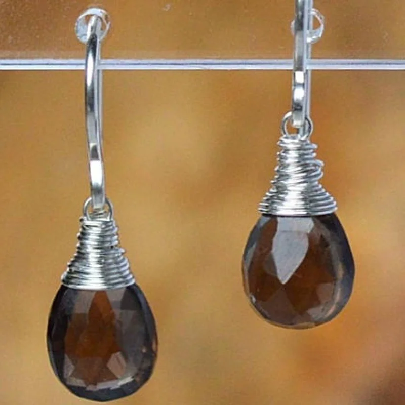 Smoky Quartz Earrings, Smokey Quartz Jewelry, Genuine Gemstone, Dainty Dangle Drop Earrings
Smoky Quartz Earrings, Smokey Quartz Jewelry, Genuine Gemstone, Dainty Dangle Drop Earrings