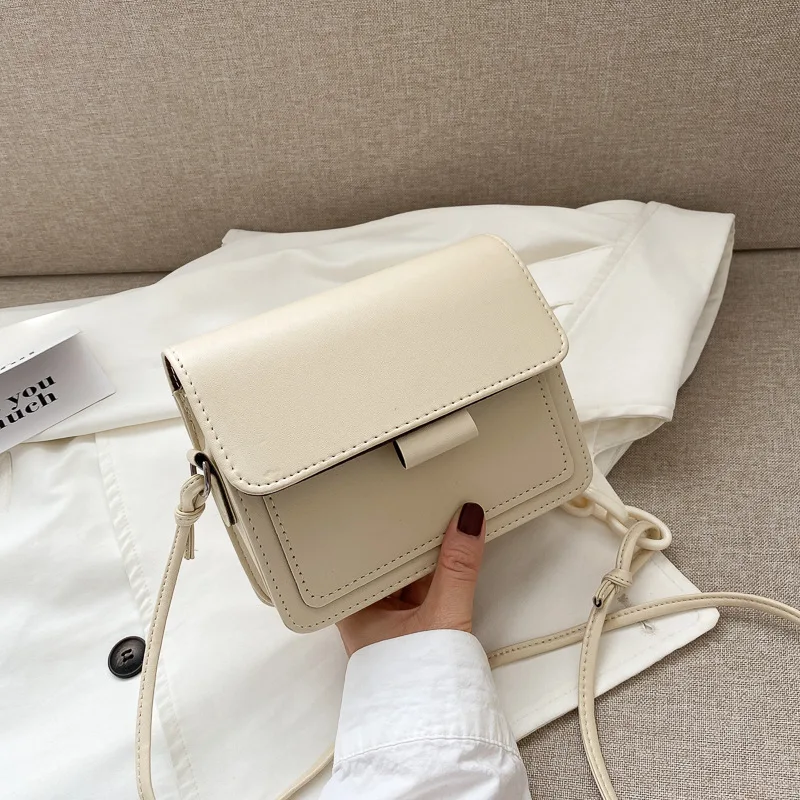 Fashion Brand Women's Small Crossbody Bag Lightweight PU Leather Messenger Bag Flap Handbag Purse Summer Travel Bag for Female
Fashion Brand Women's Small Crossbody Bag Lightweight PU Leather Messenger Bag Flap Handbag Purse Summer Travel Bag for Female