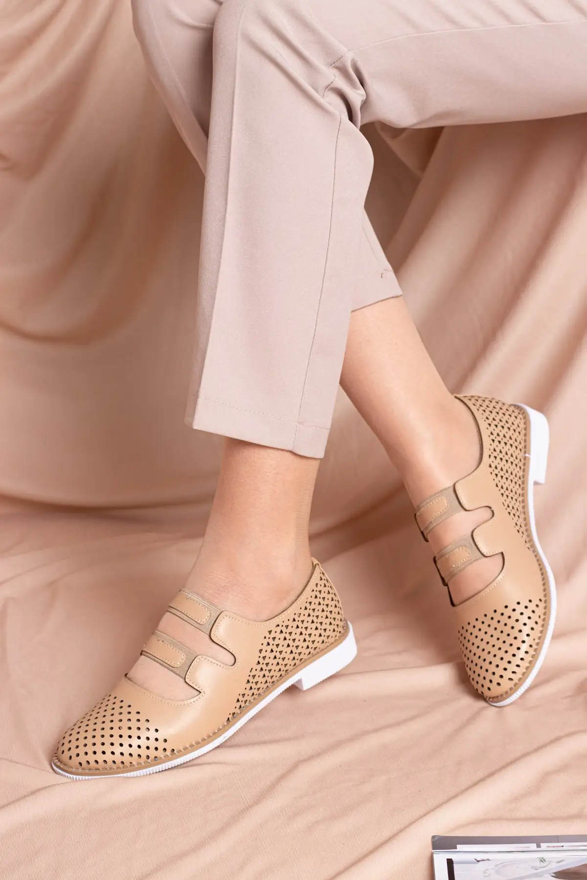 Women Flats Shoes Elastic Fashion Flats For Ladies Casual Shoes Elegant Flat Footwear Summer Ladies Shoes
Women Flats Shoes Elastic Fashion Flats For Ladies Casual Shoes Elegant Flat Footwear Summer Ladies Shoes