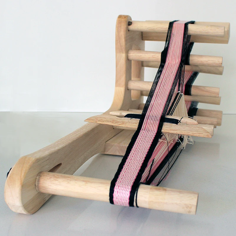 High grade Large Wood Knitting Machine DIY Hand Knitting Tool Bag With Bracelet Scarf Pine Row Frame Knitting Machine 
High grade Large Wood Knitting Machine DIY Hand Knitting Tool Bag With Bracelet Scarf Pine Row Frame Knitting Machine