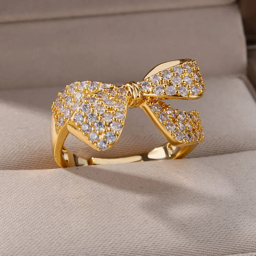 Zircon Bow-knot Rings for Women Open Stainless Steel Trending Finger Ring Couple Wedding Aesthetic Jewerly anillos mujer
Zircon Bow-knot Rings for Women Open Stainless Steel Trending Finger Ring Couple Wedding Aesthetic Jewerly anillos mujer