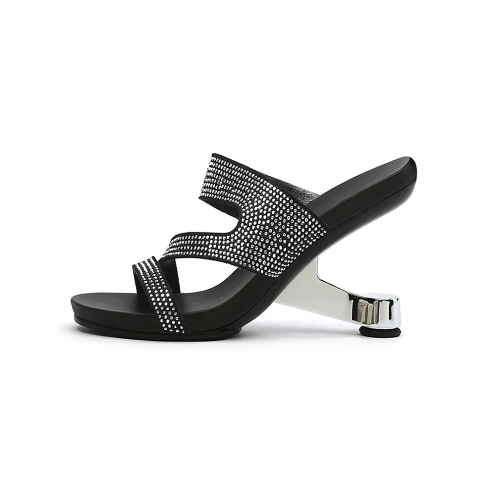 2022Summer New Women Slippers Black Rhinestone Flip Flops Iron Strange High Heels Lady Slides Apricot Crystal Prom Sandalias
2022Summer New Women Slippers Black Rhinestone Flip Flops Iron Strange High Heels Lady Slides Apricot Crystal Prom Sandalias