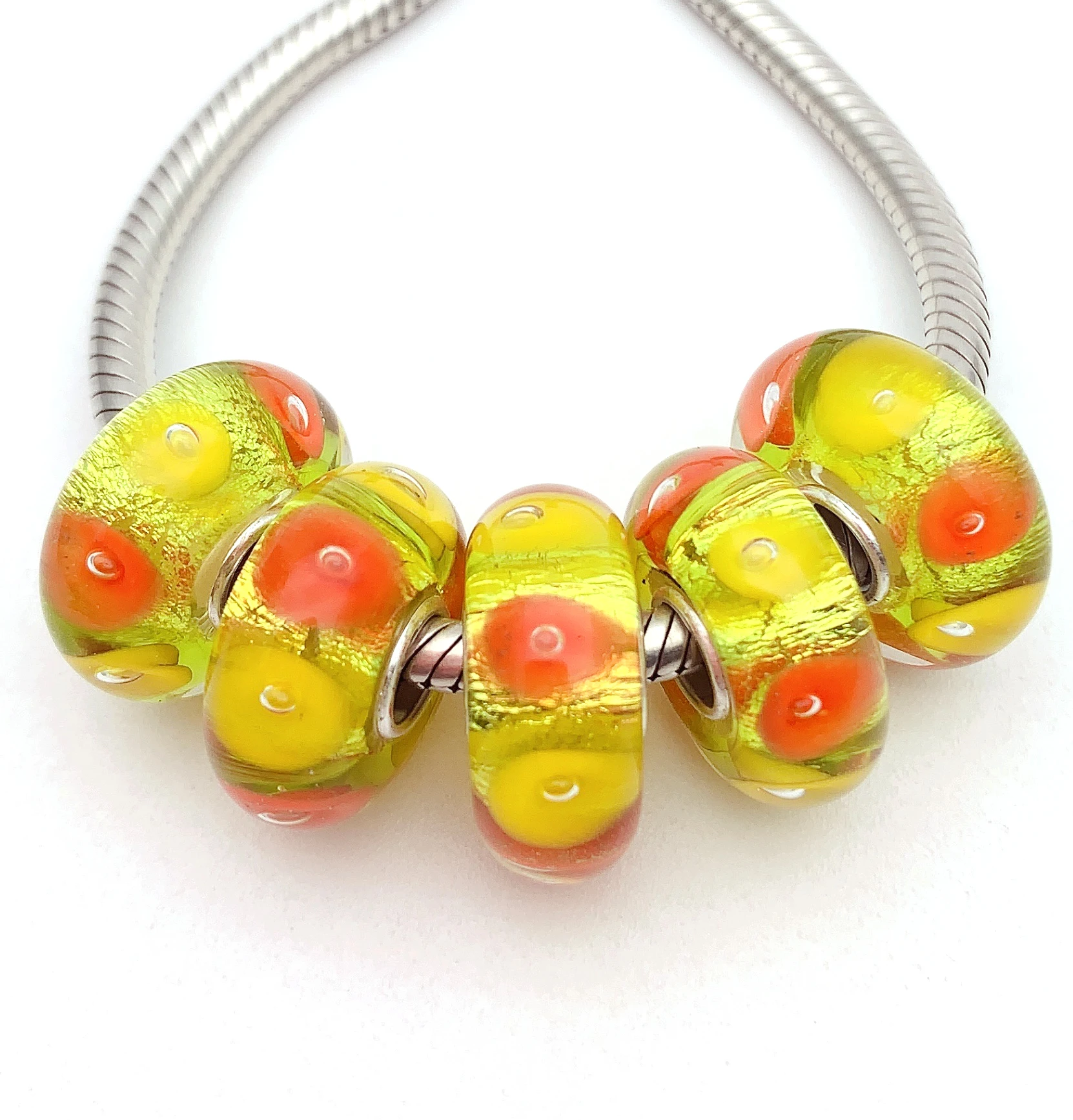 YG101 5X 100% Authenticity S925 Sterling Silver Beads Murano Glassbeads beads Fit European Charms Bracelet diy jewelry Lampwork
YG101 5X 100% Authenticity S925 Sterling Silver Beads Murano Glassbeads beads Fit European Charms Bracelet diy jewelry Lampwork