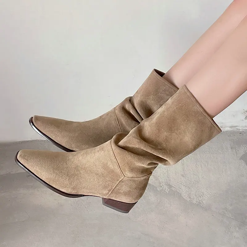 Genuine Suede Leather Women Boots Winter Autumn Square Toe Low Heels INS Party Lady Shoes Woman Long Boots 34-43
Genuine Suede Leather Women Boots Winter Autumn Square Toe Low Heels INS Party Lady Shoes Woman Long Boots 34-43