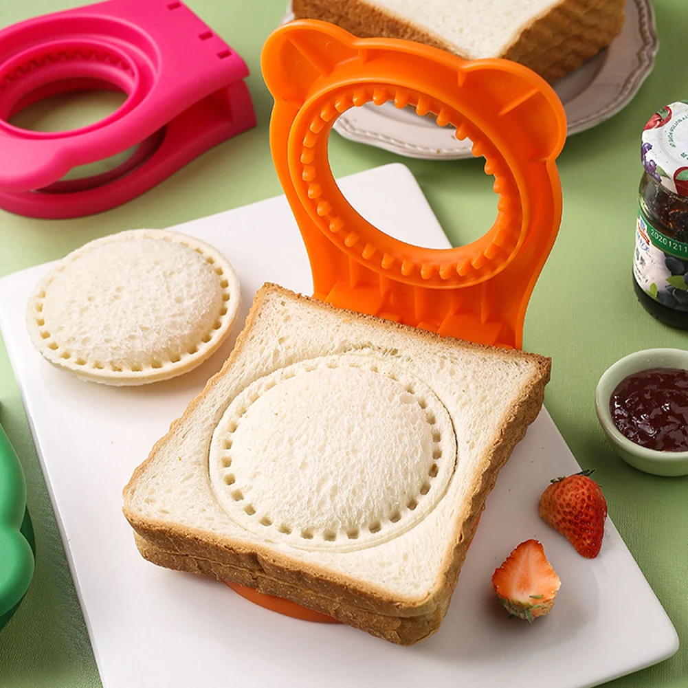 Sandwich Cutter Set Kids Tainless Steel Bread Mould Metal Forms Cookie Cutters Toast Biscuit Mold Lunch Kitchen Accessories
Sandwich Cutter Set Kids Tainless Steel Bread Mould Metal Forms Cookie Cutters Toast Biscuit Mold Lunch Kitchen Accessories
