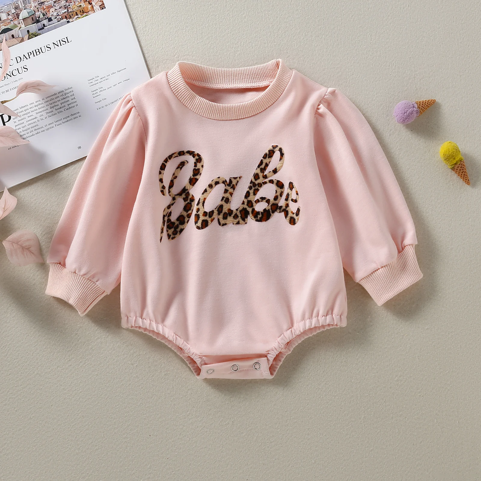 0-24 Months Full Sleeve Letter Baby Girls Romper, Round Neck Long Sleeve Leopard-letter Print Rompers Jumpsuits
0-24 Months Full Sleeve Letter Baby Girls Romper, Round Neck Long Sleeve Leopard-letter Print Rompers Jumpsuits