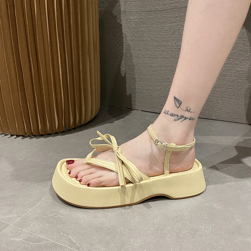 Fashion Thong Sandals Women Platform Flat Shoes High Heels Casual Ladies Open Toe Boho Shoes Sandals Ankle Buckle 2022 Summer
Fashion Thong Sandals Women Platform Flat Shoes High Heels Casual Ladies Open Toe Boho Shoes Sandals Ankle Buckle 2022 Summer