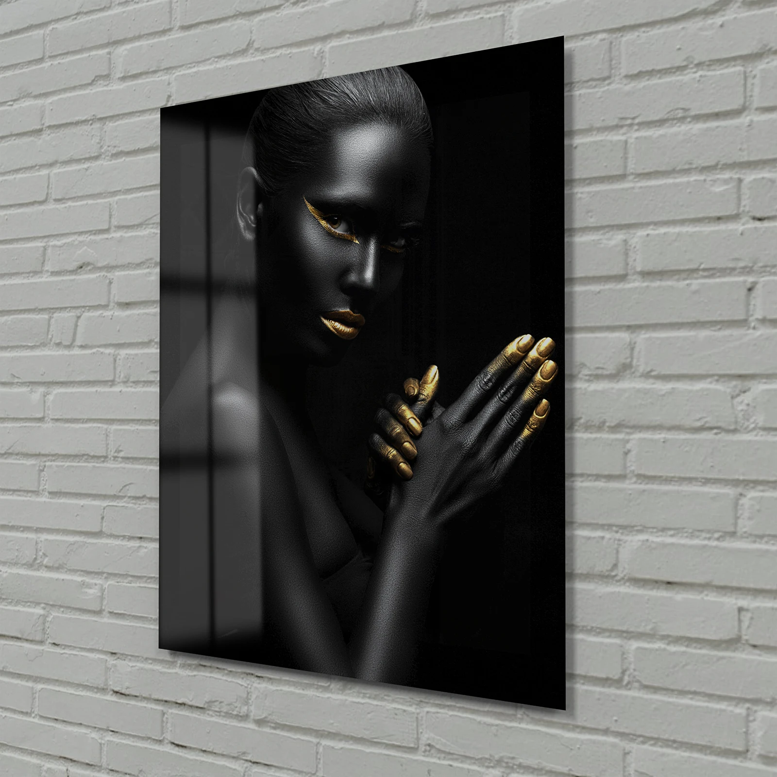 40X60cm African Women's Minimalist Borderless Tempered Glass Art in Bedroom Living Room Sofa Backrest Wall Decoration Painting
40X60cm African Women's Minimalist Borderless Tempered Glass Art in Bedroom Living Room Sofa Backrest Wall Decoration Painting