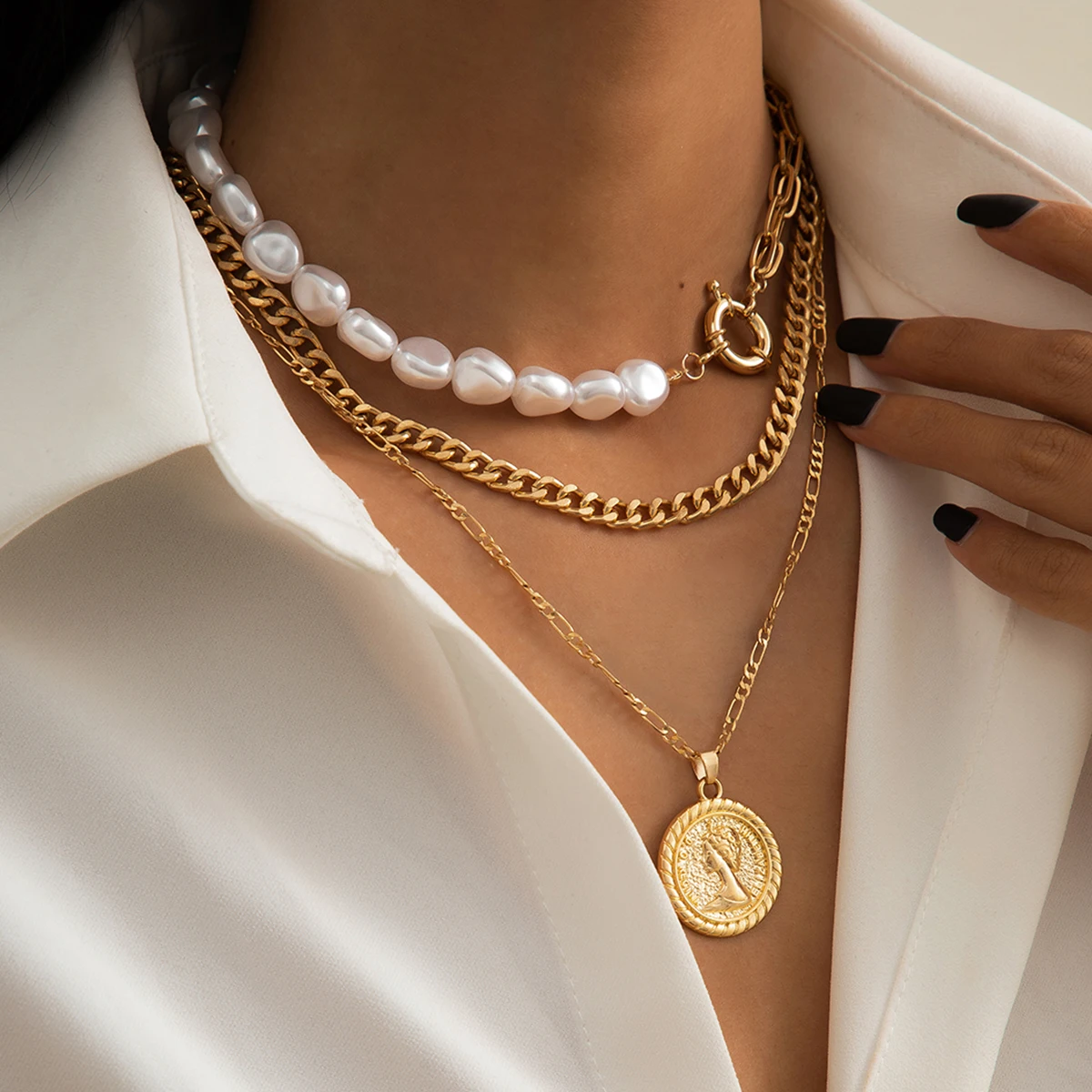 2022 Goth Vintage Baroque Pearl Coin Portrait Pendant Necklace for Women Multi Layer Link Chain Necklace Punk Aesthetic Jewelry
2022 Goth Vintage Baroque Pearl Coin Portrait Pendant Necklace for Women Multi Layer Link Chain Necklace Punk Aesthetic Jewelry