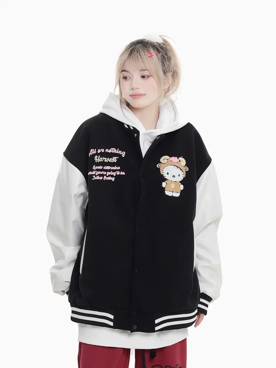 Женская куртка в стиле аниме Kawaii Sanrio, Hello Kitty, новая американская бейсбольная форма, свободная куртка в подарок на осень и зиму
Женская куртка в стиле аниме Kawaii Sanrio, Hello Kitty, новая американская бейсбольная форма, свободная куртка в подарок на осень и зиму