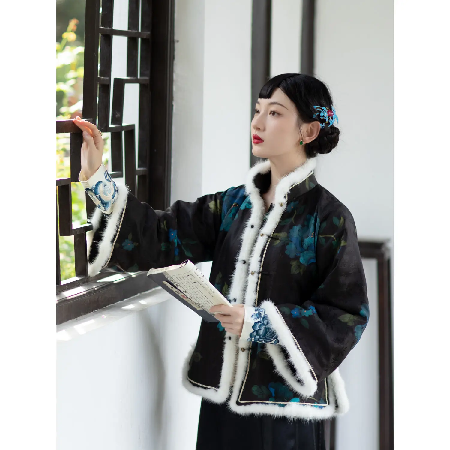 

2022 chinese traditional vintage hanfu top elegant retro hanfu tangsuits auntumn winter new oriental festival tang suits a626