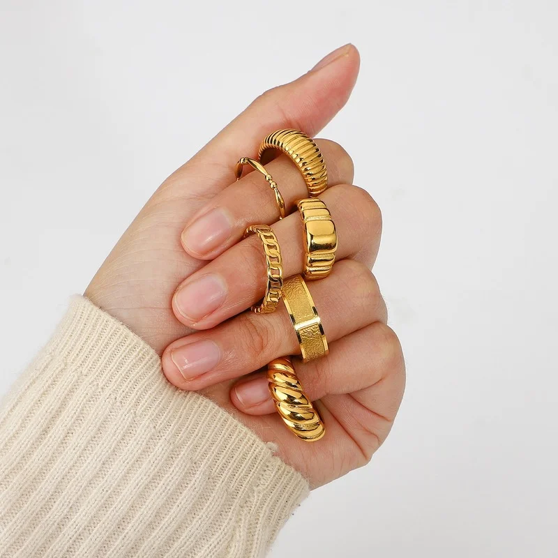 European and American Fashion Stainless Steel Vintage Rings for Women New DIY Knuckle Rings Luxury Classic Jewelry Accessories
European and American Fashion Stainless Steel Vintage Rings for Women New DIY Knuckle Rings Luxury Classic Jewelry Accessories