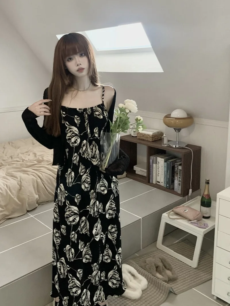 GBB3096 летнее платье на бретельках с цветочным принтом в стиле ретро, новинка 2023, тонкая стильная длинная юбка с открытой спиной и шнуровкой в стиле Хепберн 
GBB3096 летнее платье на бретельках с цветочным принтом в стиле ретро, новинка 2023, тонкая стильная длинная юбка с открытой спиной и шнуровкой в стиле Хепберн