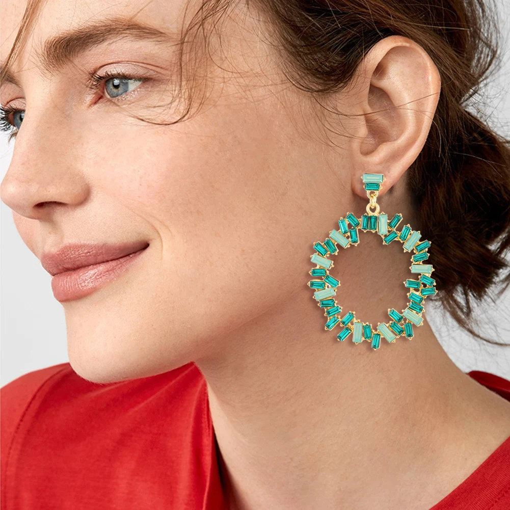 New Design Irregular Colorful Crystal Earrings High-Quality Fashion Rhinestones Jewelry Accessories For Women
New Design Irregular Colorful Crystal Earrings High-Quality Fashion Rhinestones Jewelry Accessories For Women