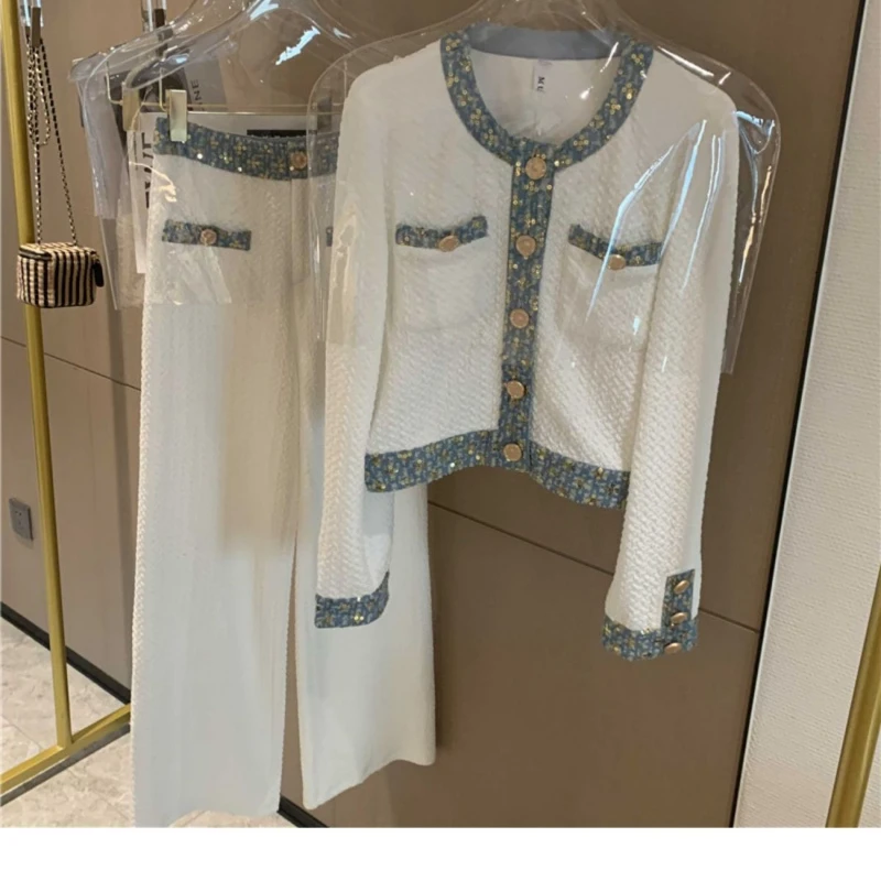 2022 New Spring Clothes High-end Western-style Ladies Age-reducing Fashionable Wide-leg Pants Two-piece Small Fragrance Style
2022 New Spring Clothes High-end Western-style Ladies Age-reducing Fashionable Wide-leg Pants Two-piece Small Fragrance Style