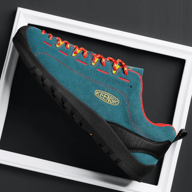 High Quality Comfortable Non-slip Couple Shoes 2022 Autumn New Men's Casual Shoes Fashion Suede Outdoor Sports Men's Shoes 45 46 
High Quality Comfortable Non-slip Couple Shoes 2022 Autumn New Men's Casual Shoes Fashion Suede Outdoor Sports Men's Shoes 45 46