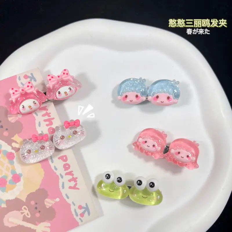 Hello Kitty My Melody Kuromi Cinnamoroll Pompompurin понравичко Sanrio милые аксессуары для волос аниме игрушки для девочек подарок на день рождения
Hello Kitty My Melody Kuromi Cinnamoroll Pompompurin понравичко Sanrio милые аксессуары для волос аниме игрушки для девочек подарок на день рождения