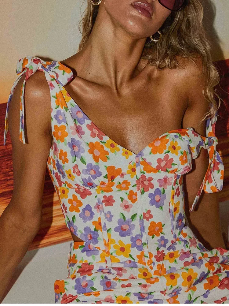 Vintage Floral Print V Neck Crop Top Women 2022 Sexy Bodycon Boning Straps Ruched Backless Tank Top Chic Zipper Lace up Corset
Vintage Floral Print V Neck Crop Top Women 2022 Sexy Bodycon Boning Straps Ruched Backless Tank Top Chic Zipper Lace up Corset