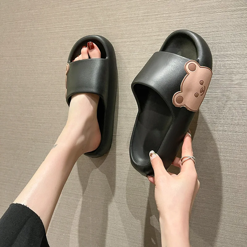 Women's Summer Home Indoor Bathroom Bath Non-slip New Couple High-end Sense Shoes and Sandals Men Step on Shit Slippers
Women's Summer Home Indoor Bathroom Bath Non-slip New Couple High-end Sense Shoes and Sandals Men Step on Shit Slippers