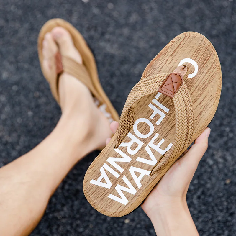 New Slippers Waterproof Fashion Wear Flip-Flops Men's Flip-Flops Sandals All-Match Rubber Beach Shoes Large size 46
New Slippers Waterproof Fashion Wear Flip-Flops Men's Flip-Flops Sandals All-Match Rubber Beach Shoes Large size 46