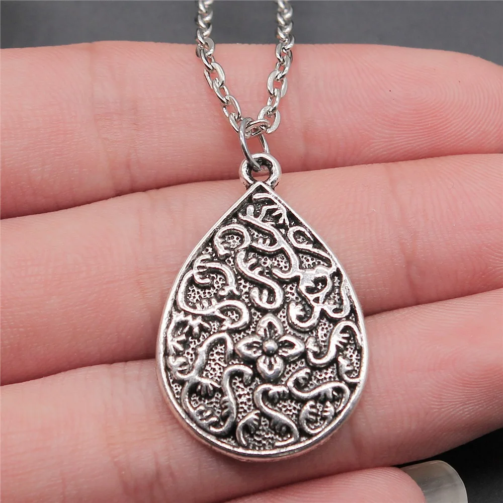 Dropshipping Antique Silver Color 22x33mm Water Drop Flower Carved Pendant Necklace For Women
Dropshipping Antique Silver Color 22x33mm Water Drop Flower Carved Pendant Necklace For Women