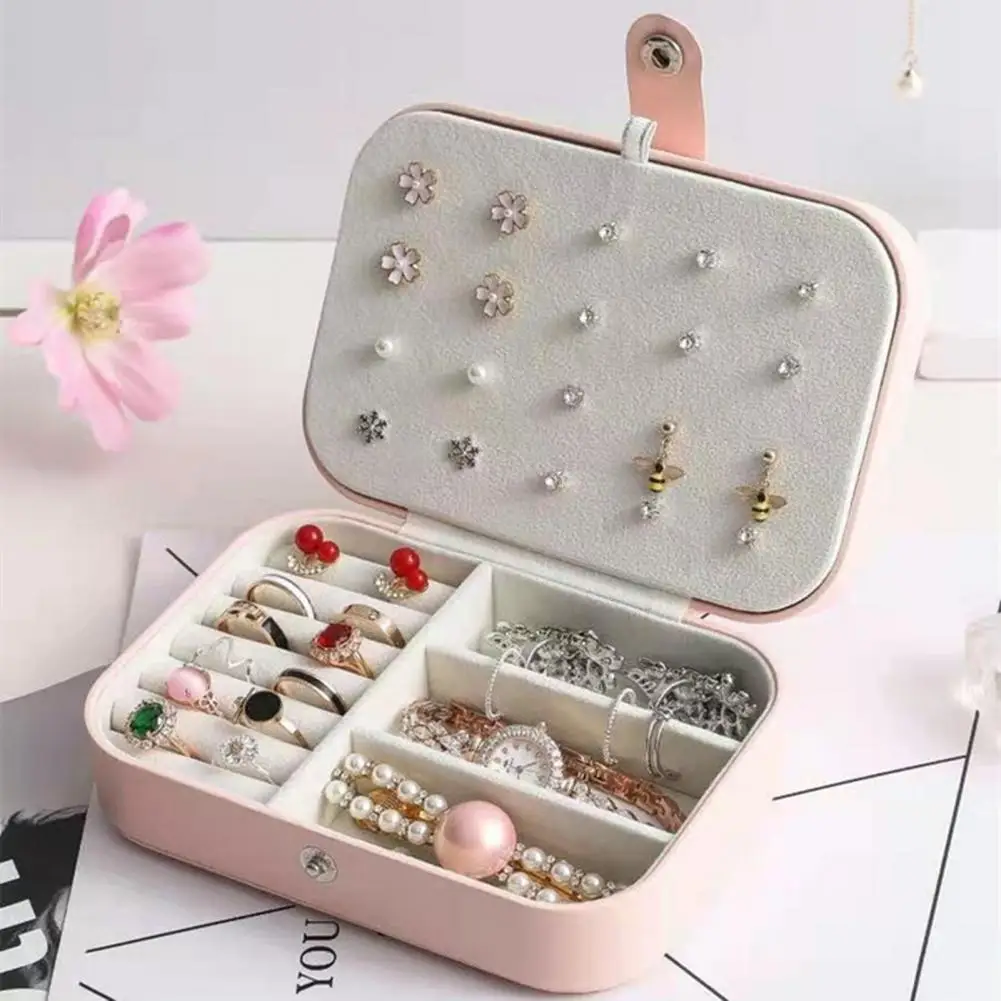 2022 Portable Jewelry Box Jewelry Organizer Display Travel Jewelry Case Boxes Button Leather Storage Zipper Jewelers 
2022 Portable Jewelry Box Jewelry Organizer Display Travel Jewelry Case Boxes Button Leather Storage Zipper Jewelers