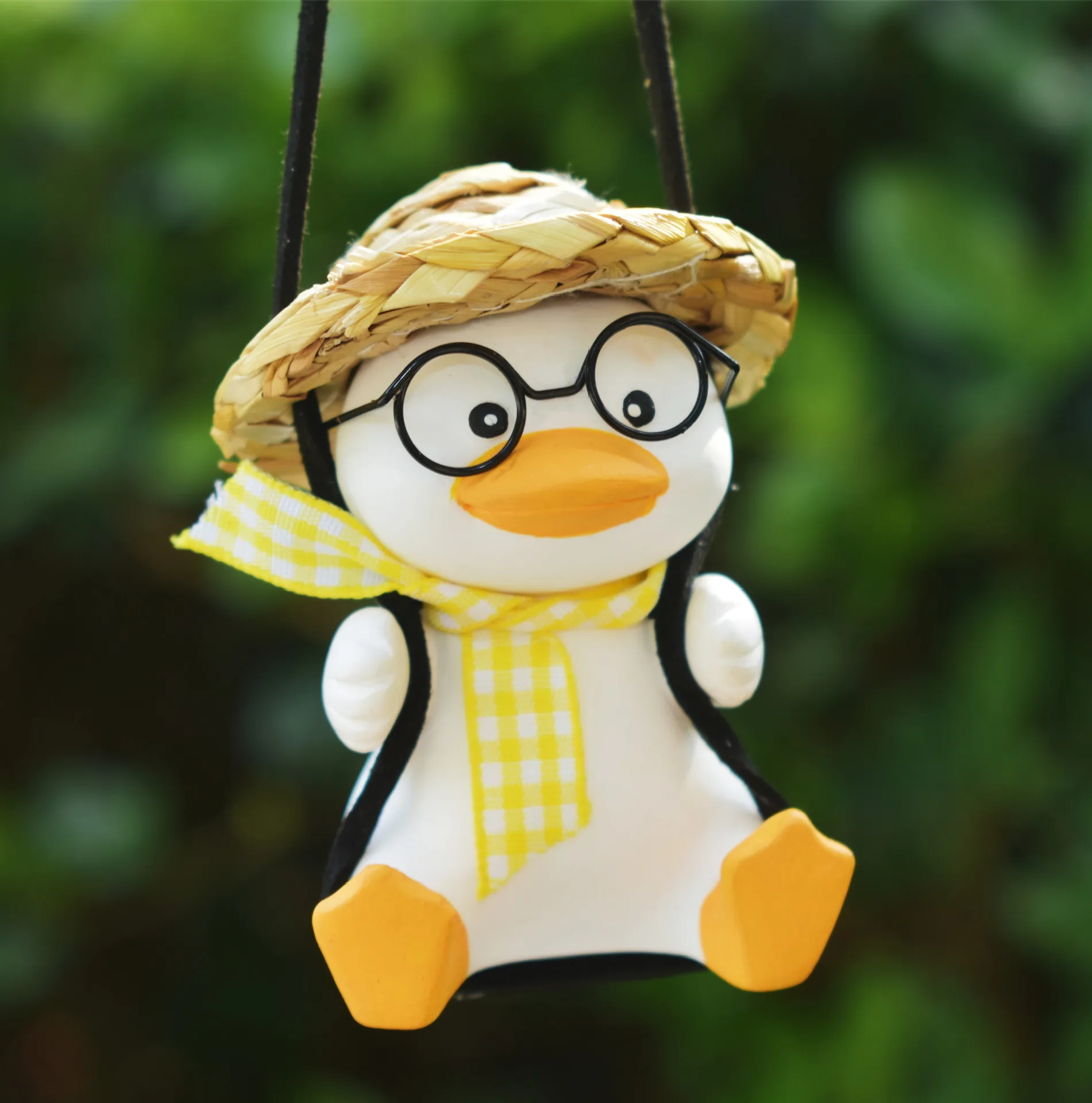 Pendant Cute Anime Swing Little Duck Sunglasses Hanging Auto Rearview Mirror Fragrance Home Decoration Accessories
Pendant Cute Anime Swing Little Duck Sunglasses Hanging Auto Rearview Mirror Fragrance Home Decoration Accessories