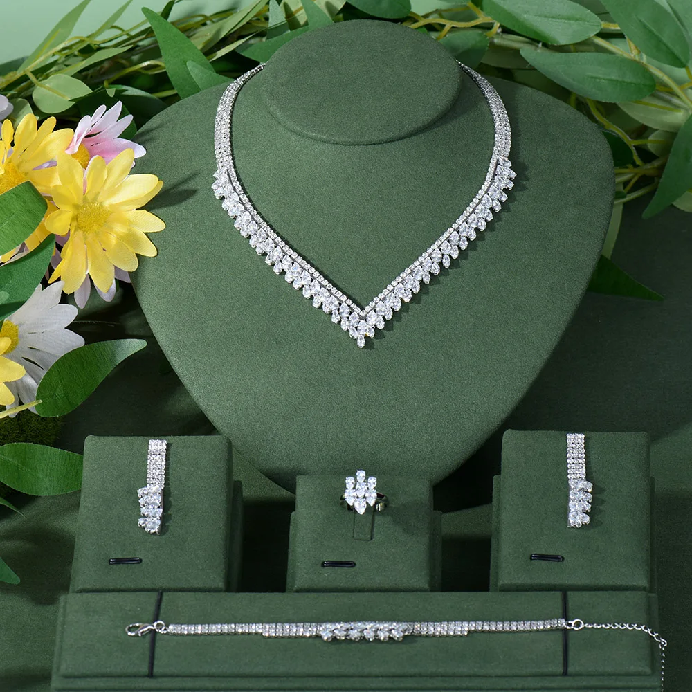 4pcs Brilliant Cubic Zirconia Luxury Bridal Wedding Necklace Jewelry Set for Women Dinner Party Accessories N-42
4pcs Brilliant Cubic Zirconia Luxury Bridal Wedding Necklace Jewelry Set for Women Dinner Party Accessories N-42