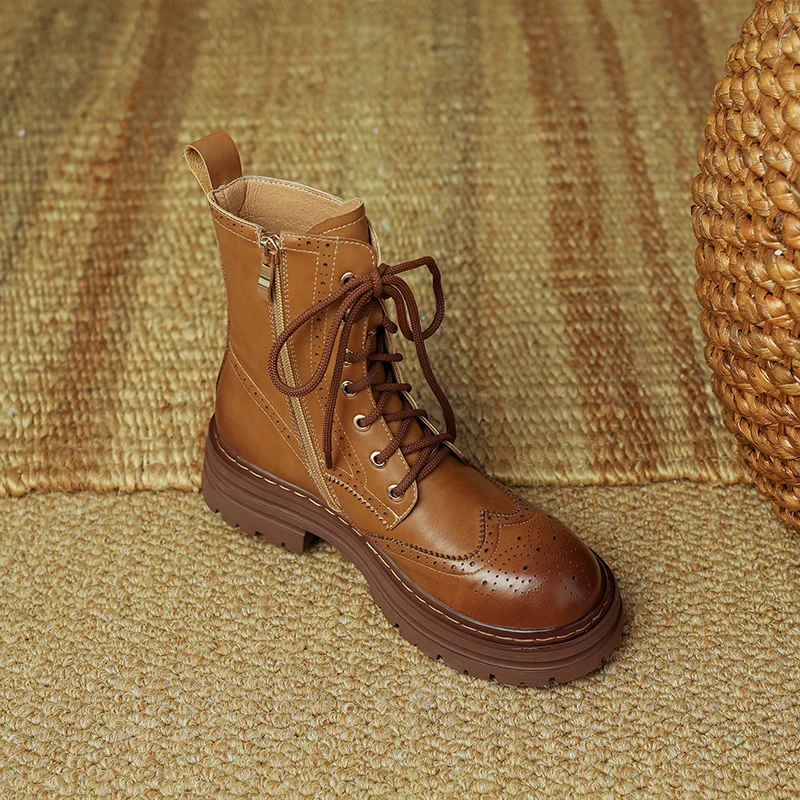 Autumn and winter Women ankle boots natural leather 22-24.5CM cowhide full leather modern boots Vintage hollow out brogue boots
Autumn and winter Women ankle boots natural leather 22-24.5CM cowhide full leather modern boots Vintage hollow out brogue boots