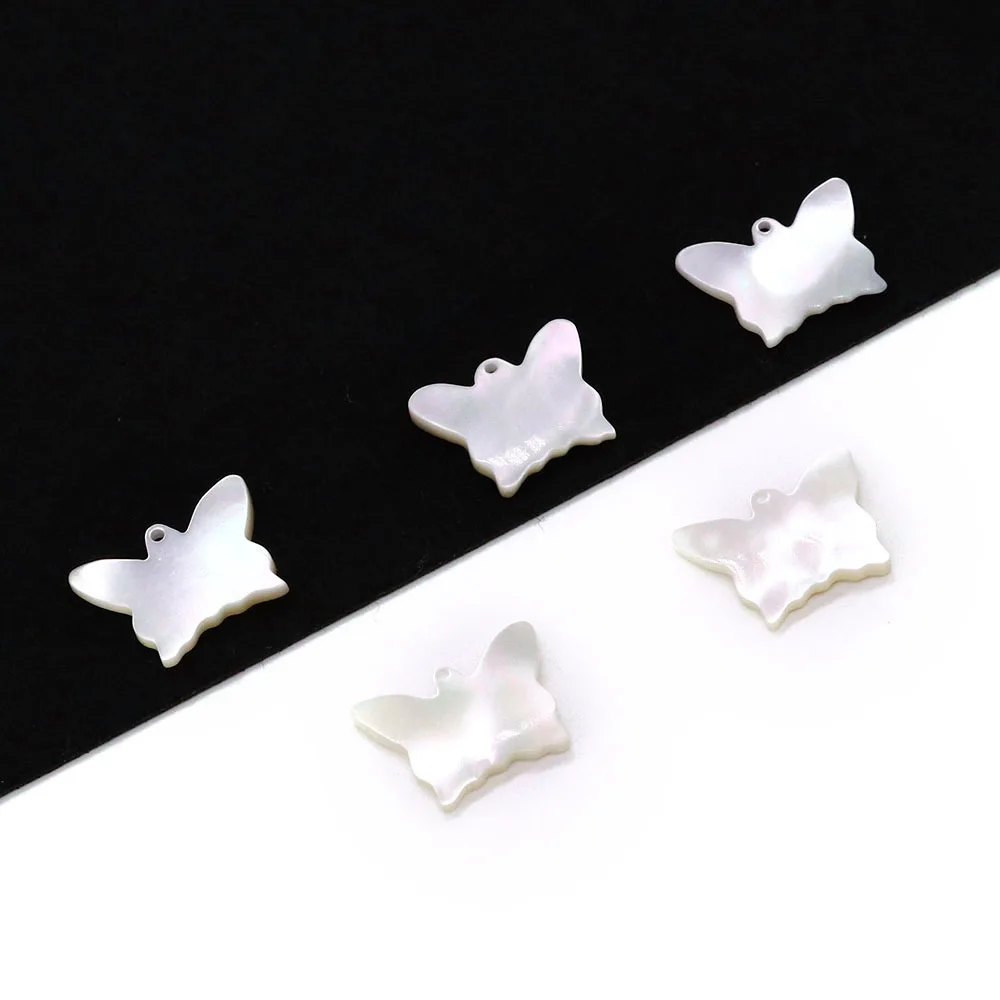 Natural Seawater Shell Butterfly Shape Pendant Making Elegant Glamour Fashion Jewelry DIY Necklace Earrings Ladies Accessories
Natural Seawater Shell Butterfly Shape Pendant Making Elegant Glamour Fashion Jewelry DIY Necklace Earrings Ladies Accessories