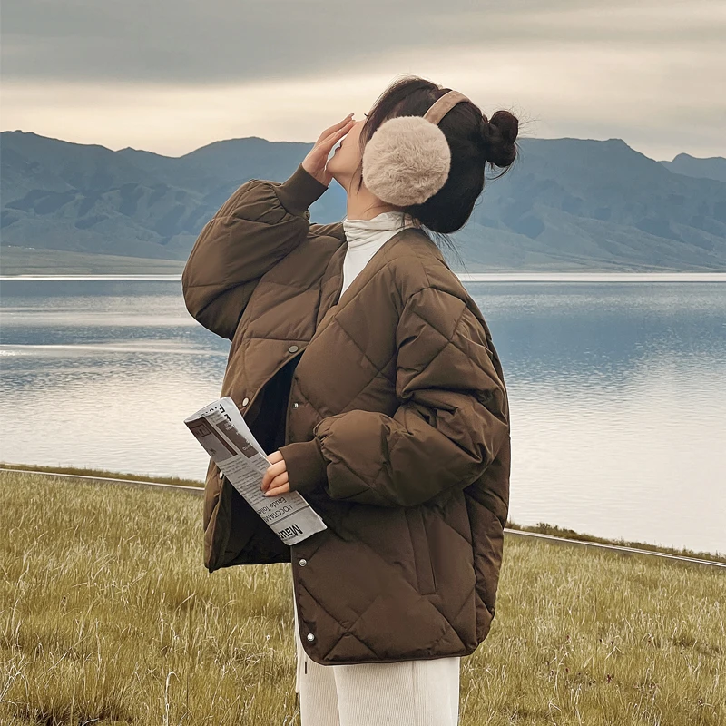 New prismatic plaid bread clothes female autumn and winter new ins fashion oversize college wind design sense cotton jacket 
New prismatic plaid bread clothes female autumn and winter new ins fashion oversize college wind design sense cotton jacket