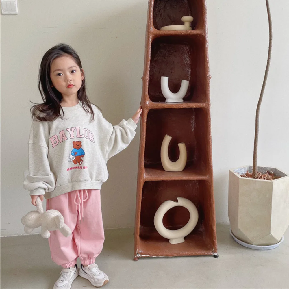 Новинка Весна 2022 свитер для девочек пуловер из чистого хлопка свободное детское нижнее белье средней длины с круглым вырезом комплект из двух предметов для женщин
Новинка Весна 2022 свитер для девочек пуловер из чистого хлопка свободное детское нижнее белье средней длины с круглым вырезом комплект из двух предметов для женщин