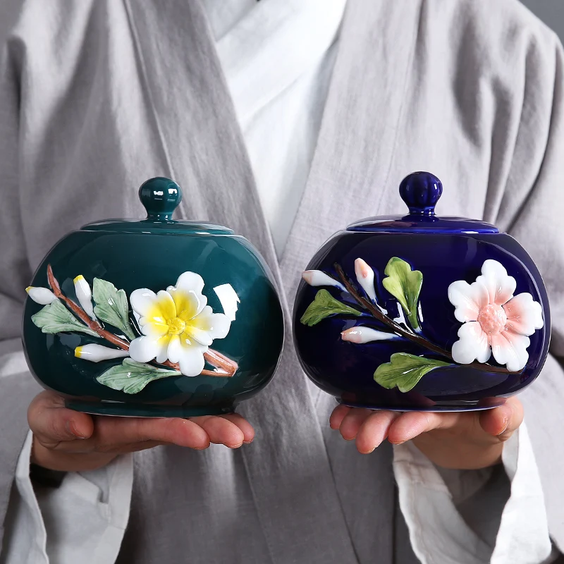 Ceramic Flower Tea Can Sealed Ceramic Bottle, Coffee Sugar Storage Tank, Living Room Decoration Accessories, Tea Set Supplies
Ceramic Flower Tea Can Sealed Ceramic Bottle, Coffee Sugar Storage Tank, Living Room Decoration Accessories, Tea Set Supplies