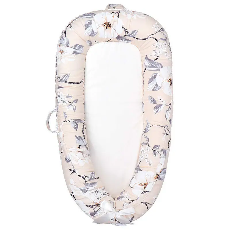 Ultra Soft Baby Bed with Pillow Portable Crib Travel Bed Infant Toddler Cotton Cradle for Newborn Baby Bed Bassinet Bumper 80*50
Ultra Soft Baby Bed with Pillow Portable Crib Travel Bed Infant Toddler Cotton Cradle for Newborn Baby Bed Bassinet Bumper 80*50