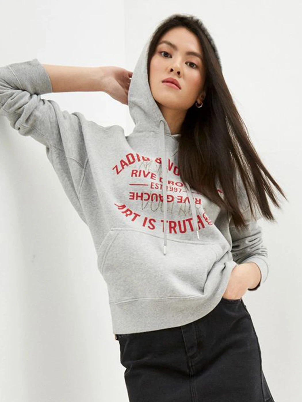 Толстовки со стразами и надписью для женщин, осенне-зимняя одежда, пуловеры оверсайз из 2023 хлопка, топы, женская модная толстовка с капюшоном
Толстовки со стразами и надписью для женщин, осенне-зимняя одежда, пуловеры оверсайз из 2023 хлопка, топы, женская модная толстовка с капюшоном