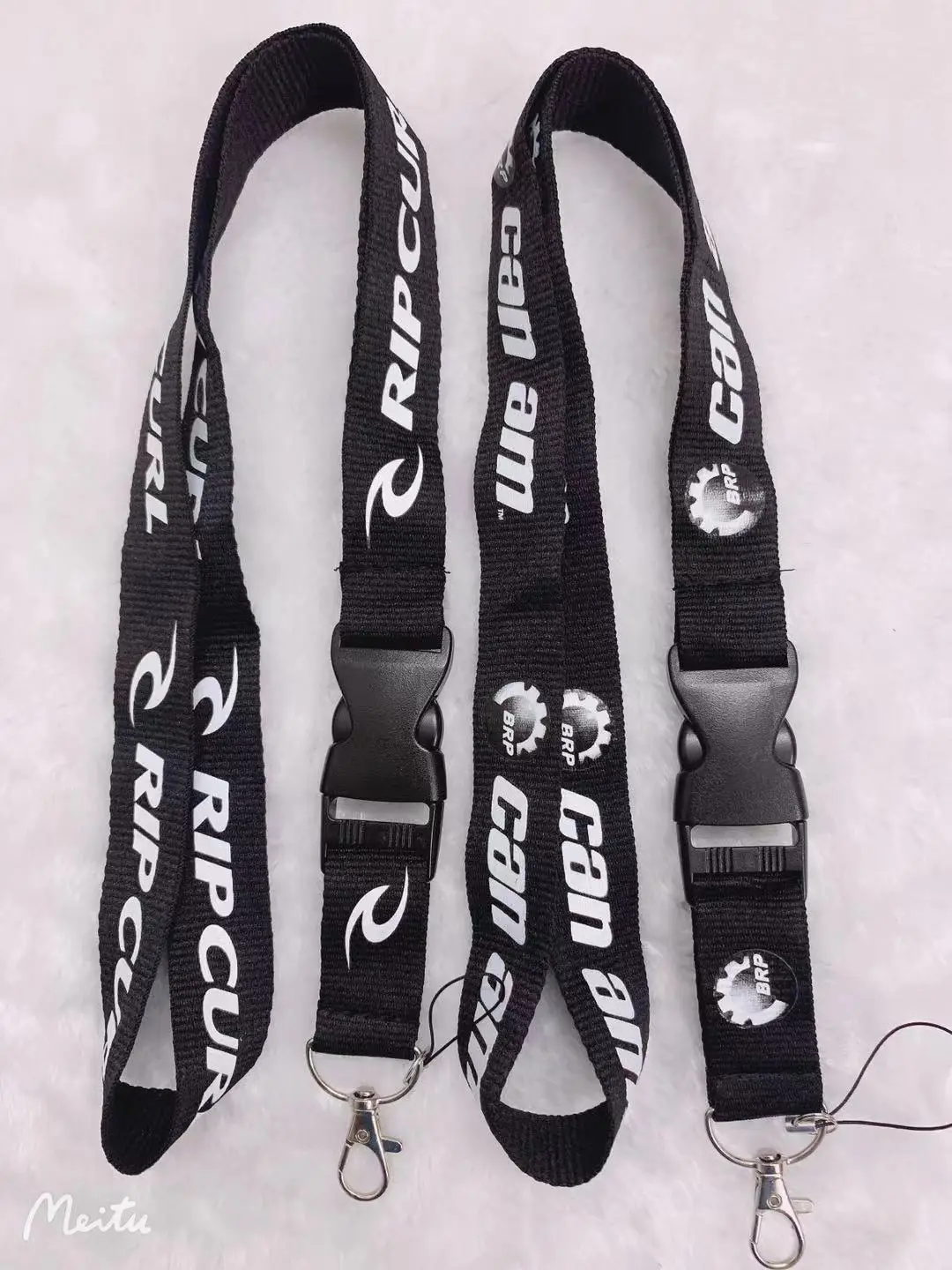 Various brand lanyards, keychain slings, certificate neckbands, exhibition slings, fashion lanyards
Various brand lanyards, keychain slings, certificate neckbands, exhibition slings, fashion lanyards