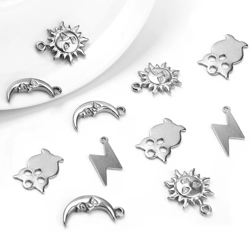 10-50pcs/Lot Owl Moon Sun Lightning Charms Stainless Steel Charms for Jewelry Making DIY Bracelets Necklace Women Gift Wholesal
10-50pcs/Lot Owl Moon Sun Lightning Charms Stainless Steel Charms for Jewelry Making DIY Bracelets Necklace Women Gift Wholesal
